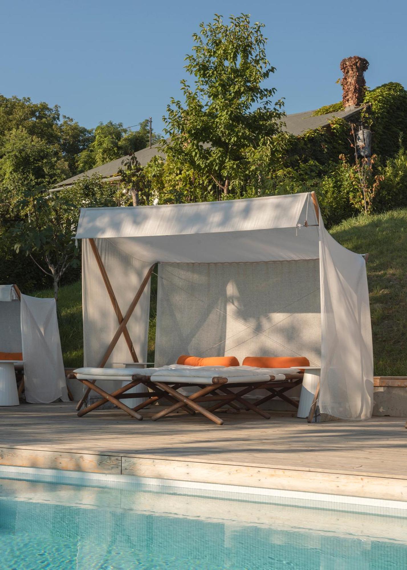 Szegzard - The Lodge เซคซาร์ด ภายนอก รูปภาพ