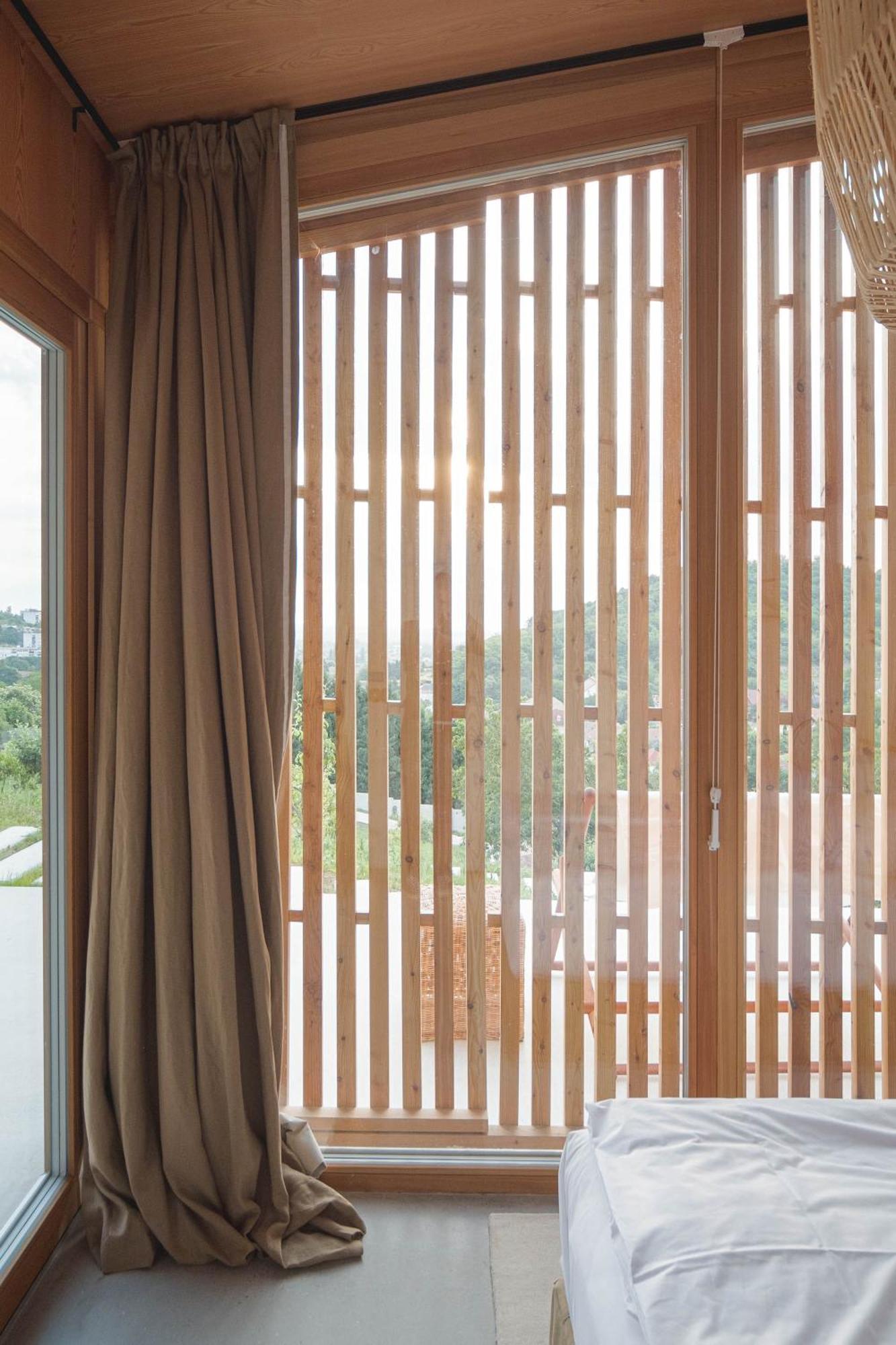 Szegzard - The Lodge เซคซาร์ด ภายนอก รูปภาพ