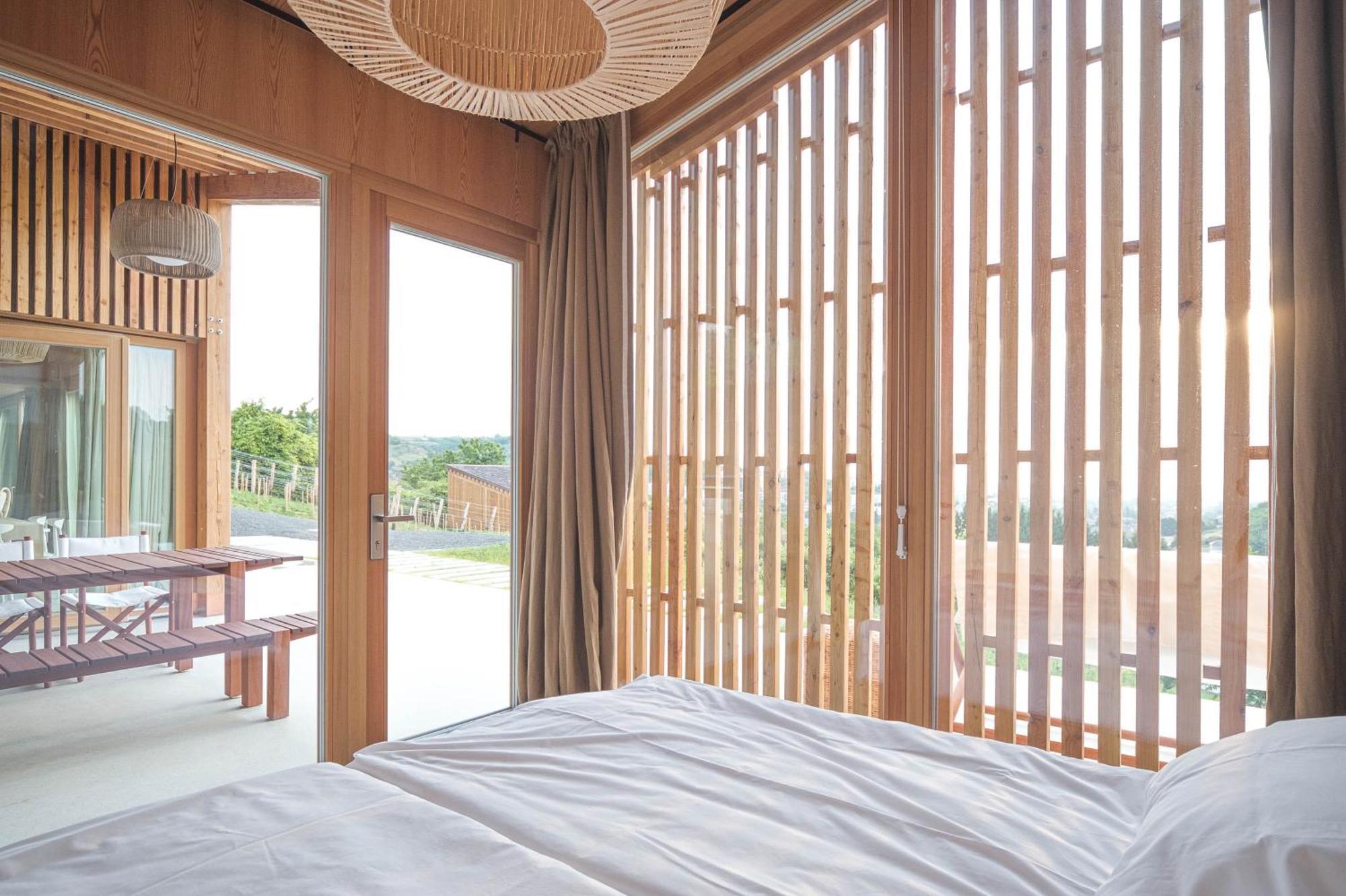 Szegzard - The Lodge เซคซาร์ด ภายนอก รูปภาพ